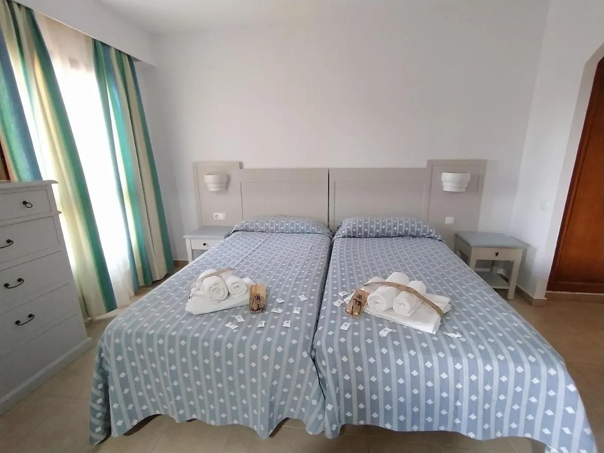 Apartamento Dos Dormitorios Vistas Jardin Punta del Caiman