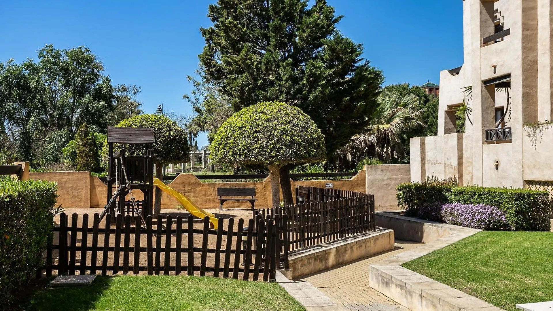 Punta del Caimán Apartamento Dos Dormitorios Vistas Jardin ספרד